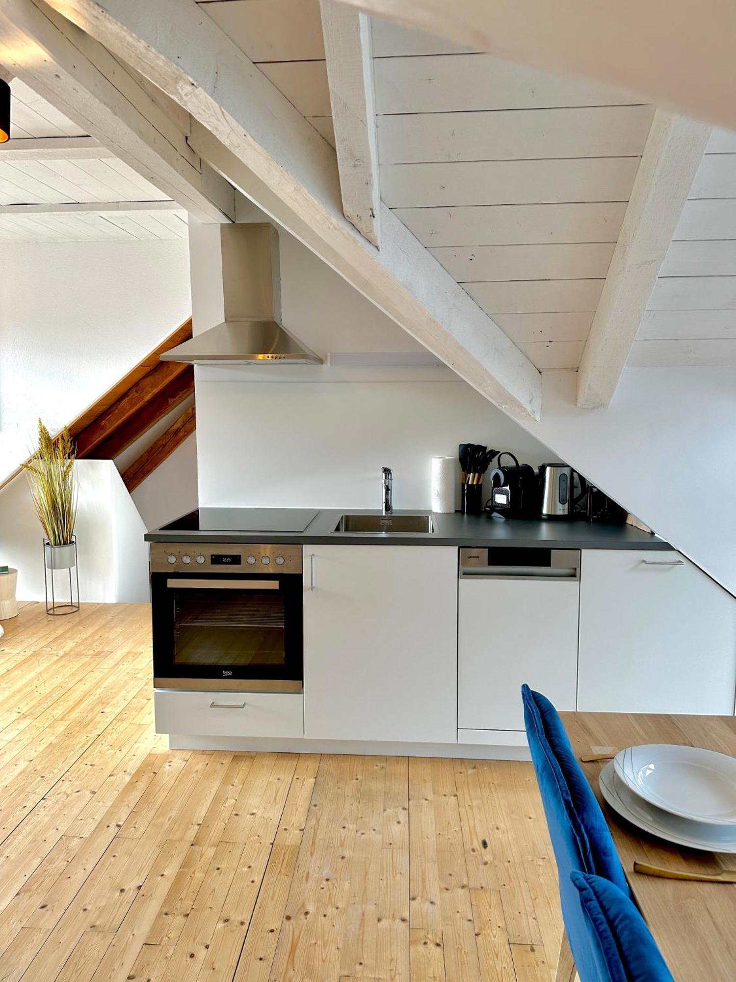 Zentrale Wohnung Mit Dachterasse Bregenz Buitenkant foto