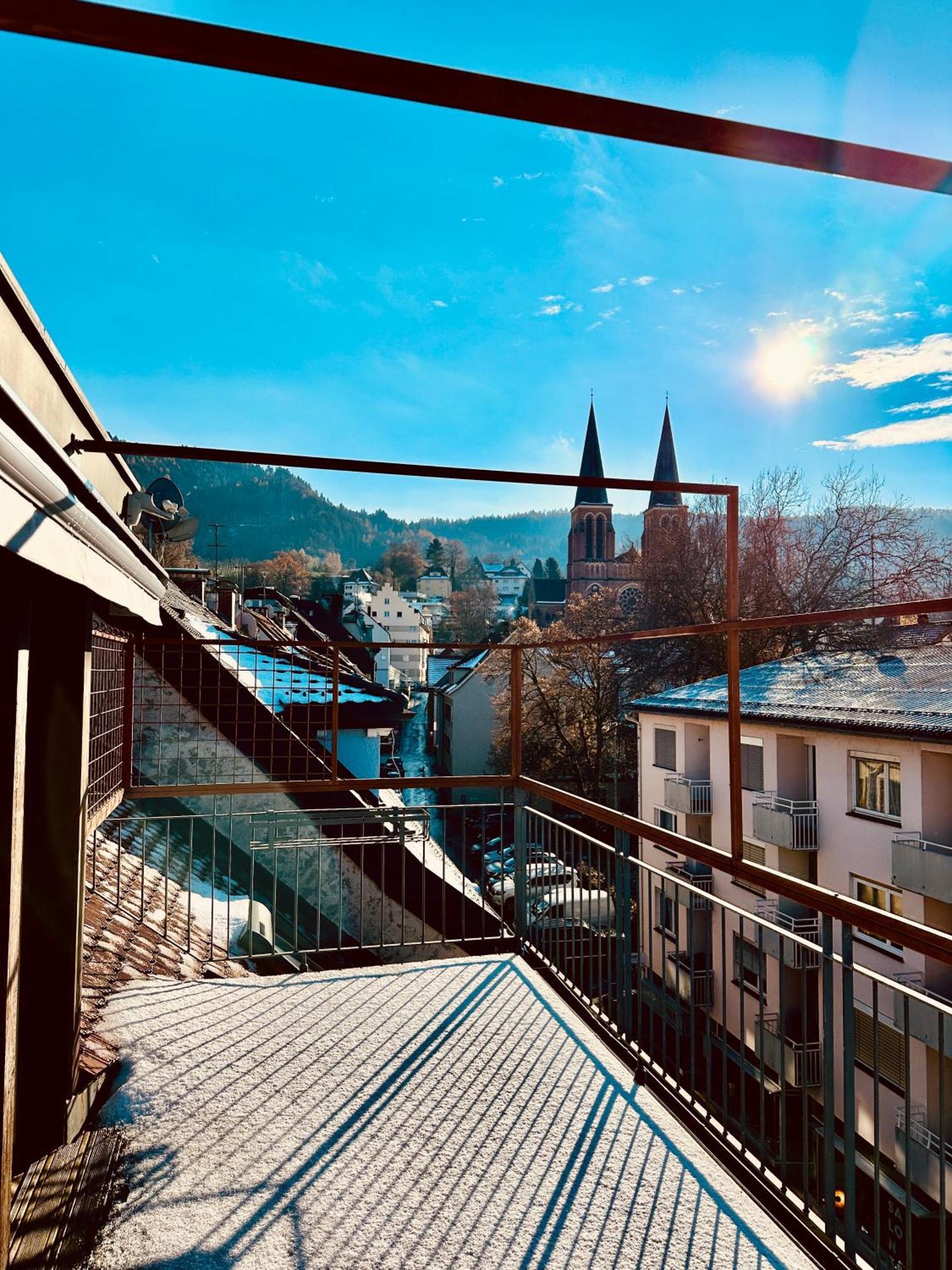 Zentrale Wohnung Mit Dachterasse Bregenz Buitenkant foto