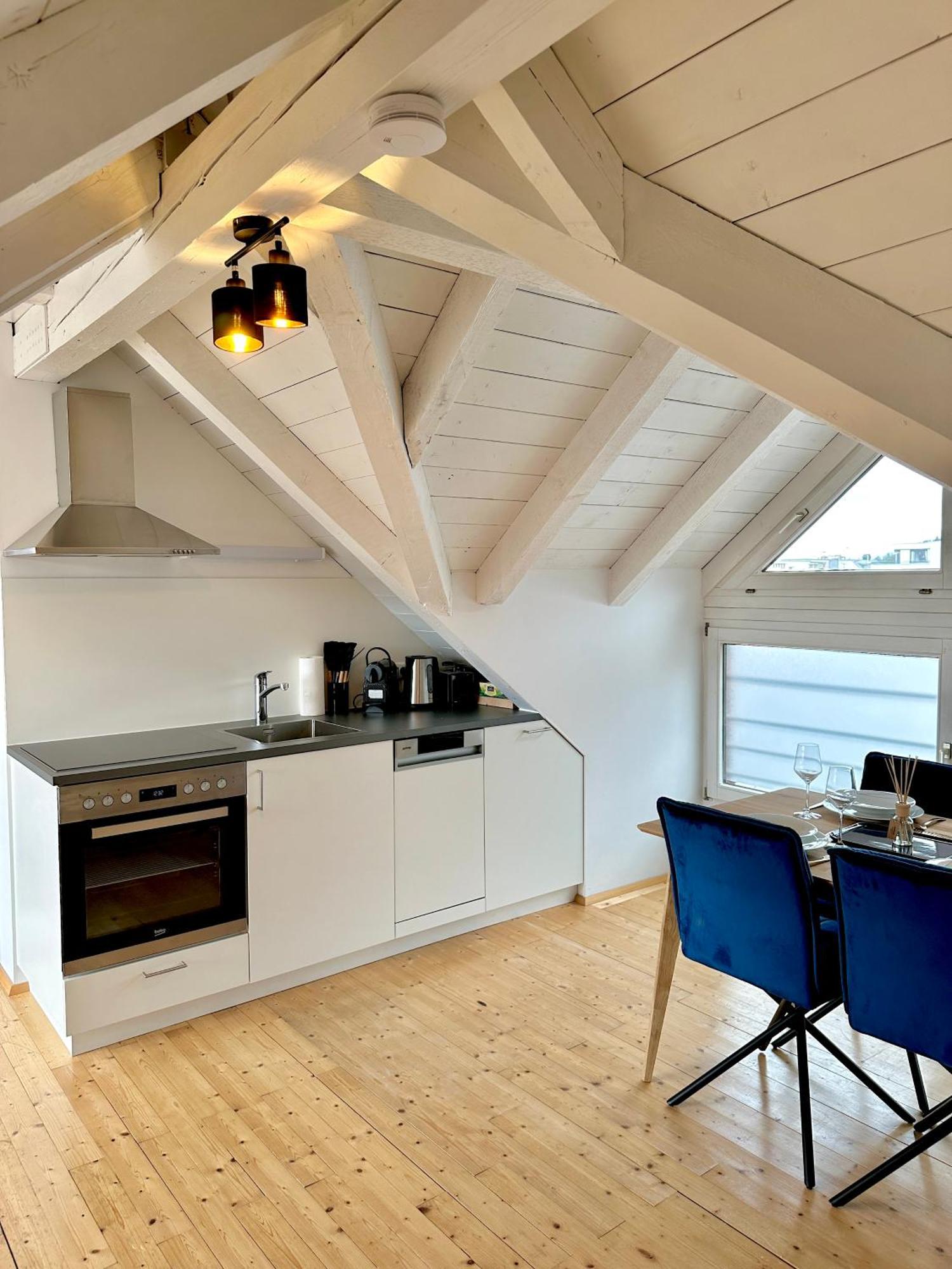 Zentrale Wohnung Mit Dachterasse Bregenz Buitenkant foto