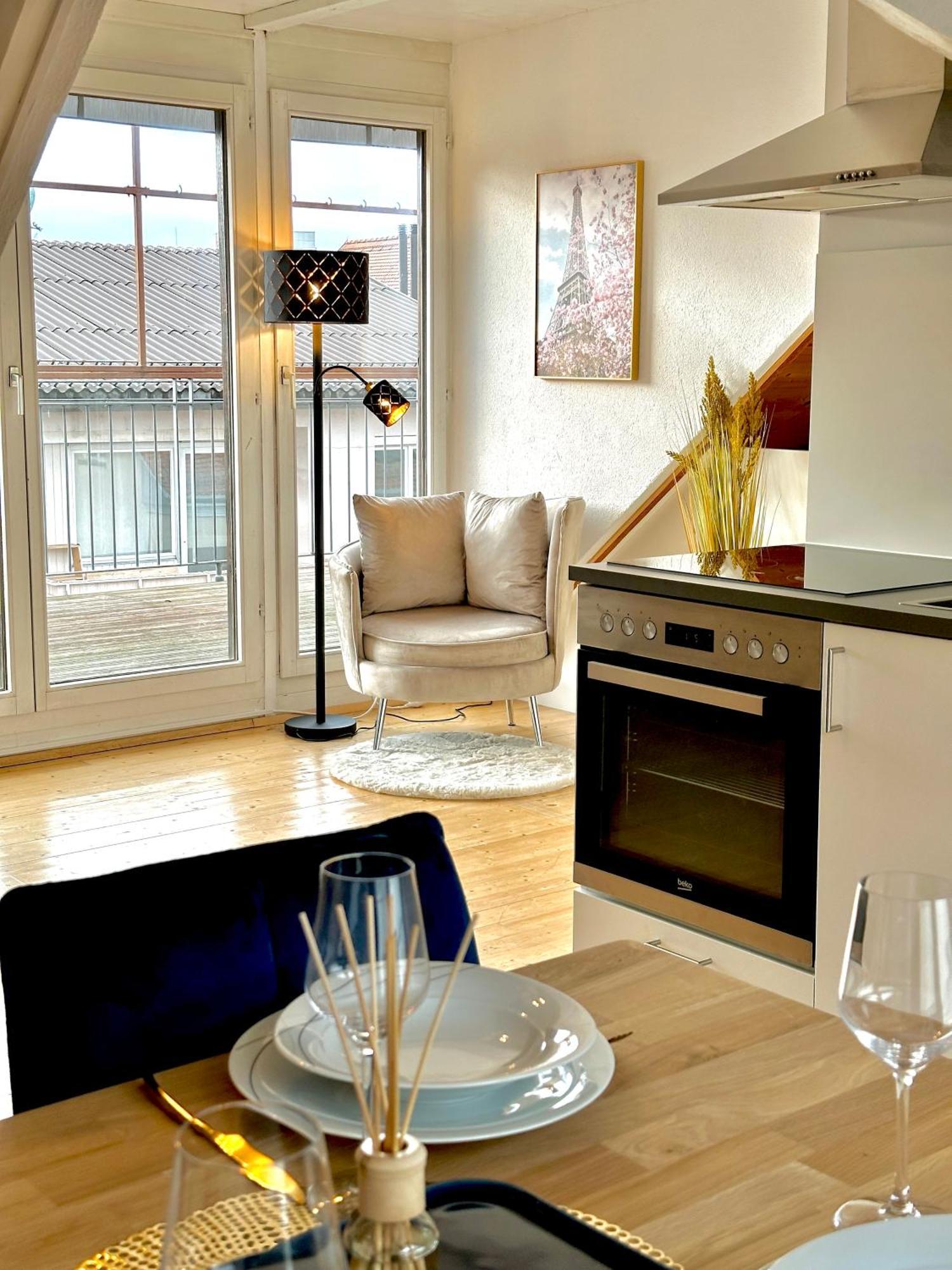 Zentrale Wohnung Mit Dachterasse Bregenz Buitenkant foto